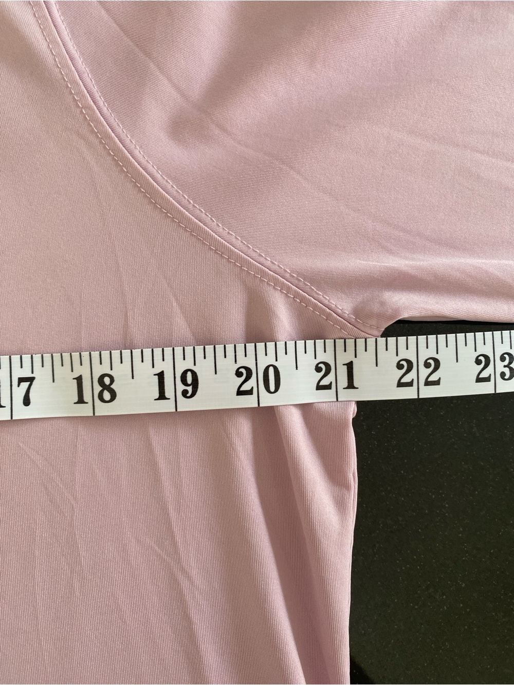 Vineyard Vines Pink Whale Logo Athletic Performance Hoodie Thumb Hole Sz Medium - Picture 5 of 8